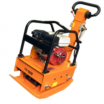 Виброплита реверсивная GROST VH 160R по выгодной цене в Воткинске. Надежное качество и лучшие условия ждут вас.