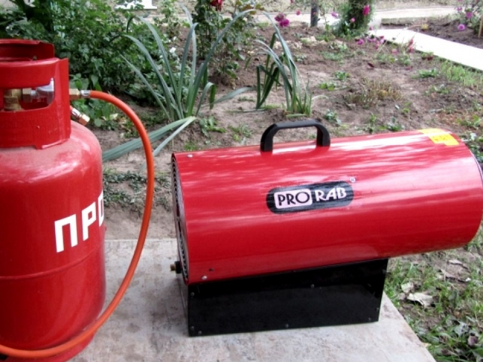  в прокат в Воткинске. У нас лучшая цена за сутки! Возможность взять в аренду с выгодной скидкой до 40% при экспресс доставке 24/7. И помните, ночью стоимость еще дешевле на 30%! #арендапрокат #виброплита #выгодно