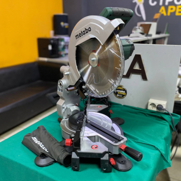  в прокат в Воткинске. У нас лучшая цена за сутки! Возможность взять в аренду с выгодной скидкой до 40% при экспресс доставке 24/7. И помните, ночью стоимость еще дешевле на 30%! #арендапрокат #виброплита #выгодно