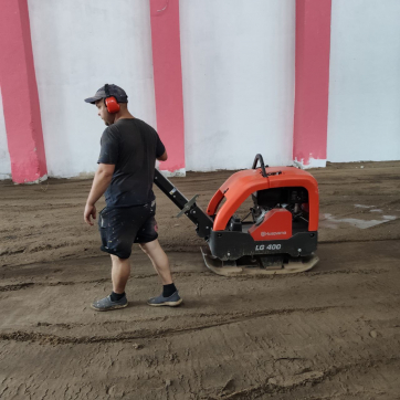  в прокат в Воткинске. У нас лучшая цена за сутки! Возможность взять в аренду с выгодной скидкой до 40% при экспресс доставке 24/7. И помните, ночью стоимость еще дешевле на 30%! #арендапрокат #виброплита #выгодно