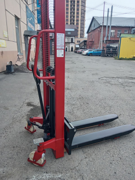  в прокат в Воткинске. У нас лучшая цена за сутки! Возможность взять в аренду с выгодной скидкой до 40% при экспресс доставке 24/7. И помните, ночью стоимость еще дешевле на 30%! #арендапрокат #виброплита #выгодно