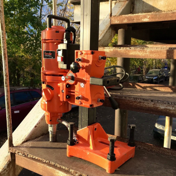  в прокат в Воткинске. У нас лучшая цена за сутки! Возможность взять в аренду с выгодной скидкой до 40% при экспресс доставке 24/7. И помните, ночью стоимость еще дешевле на 30%! #арендапрокат #виброплита #выгодно